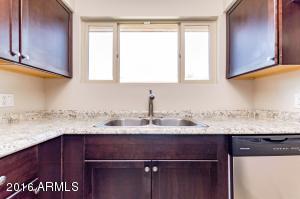 2675 E Oakleaf Dr, Tempe, AZ 85288 photo 9