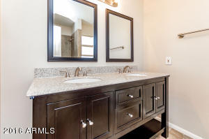 2675 E Oakleaf Dr, Tempe, AZ 85288 photo 17