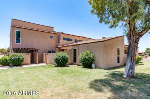 2675 E Oakleaf Dr, Tempe, AZ 85288 photo 1