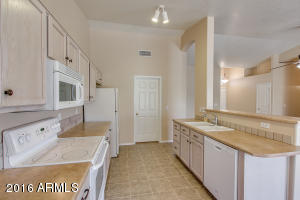 2232 E Cathy Ct, Gilbert, AZ 85296 photo 9