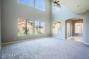 2134 E Desert Dr, Phoenix, AZ 85042 photo 11