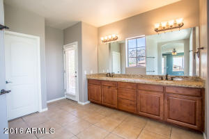 2134 E Desert Dr, Phoenix, AZ 85042 photo 24