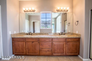 2134 E Desert Dr, Phoenix, AZ 85042 photo 23