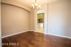2134 E Desert Dr, Phoenix, AZ 85042 photo 17