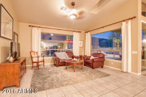 802 E Desert Flower Ln, Phoenix, AZ 85048 photo 15
