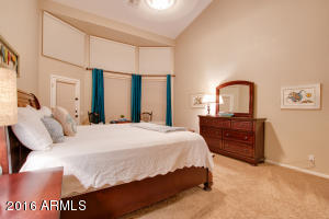 802 E Desert Flower Ln, Phoenix, AZ 85048 photo 18