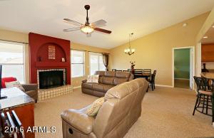 719 E Piute Ave, Phoenix, AZ 85024 photo 3