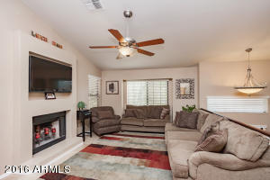 1232 W Seashore Dr, Gilbert, AZ 85233 photo 4