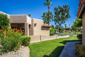 4038 E Round Hill Dr, Phoenix, AZ 85028 photo 6