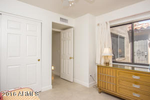 4038 E Round Hill Dr, Phoenix, AZ 85028 photo 18