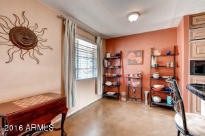 915 E Keim Dr, Phoenix, AZ 85014 photo 9