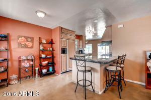915 E Keim Dr, Phoenix, AZ 85014 photo 8