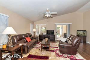 6723 E Northridge St, Mesa, AZ 85215 photo 2