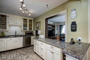 2234 E Glenrosa Ave, Phoenix, AZ 85016 photo 4