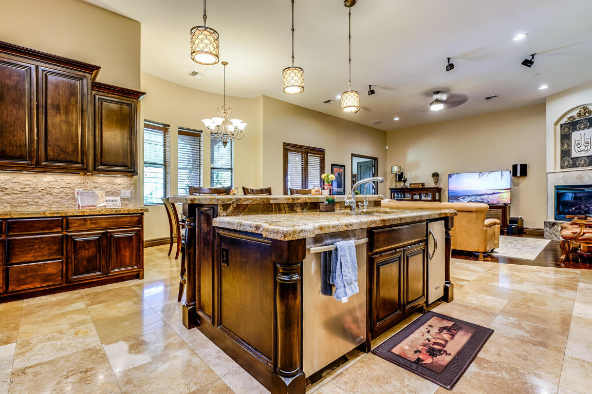 2775 E Meadowview Ct, Gilbert, AZ 85298 photo 6