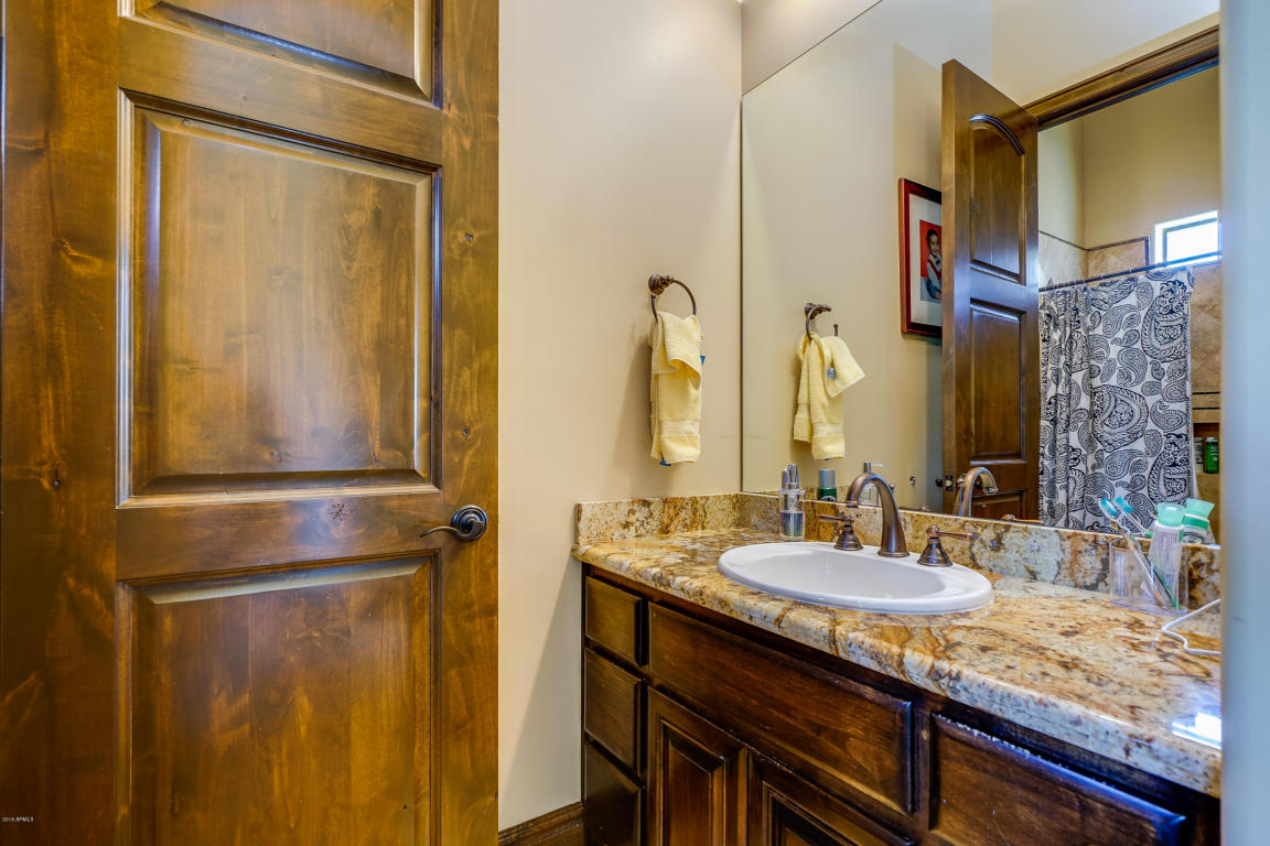 2775 E Meadowview Ct, Gilbert, AZ 85298 photo 10