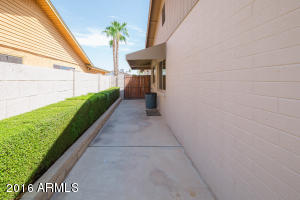 717 E Brentrup Dr, Tempe, AZ 85283 photo 27