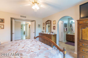 717 E Brentrup Dr, Tempe, AZ 85283 photo 13