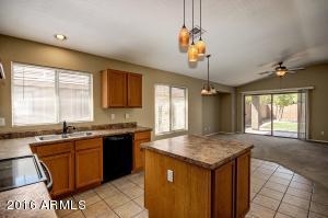 8832 E Colby Cir, Mesa, AZ 85207 photo 7