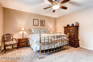 2943 E Ironside Ln, Gilbert, AZ 85298 photo 14