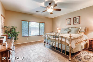 2943 E Ironside Ln, Gilbert, AZ 85298 photo 5