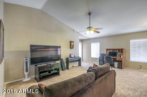 718 W Constitution Dr, Gilbert, AZ 85233 photo 9