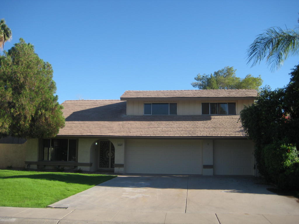 1427 E Bayview Dr, Tempe, AZ 85283 photo 2