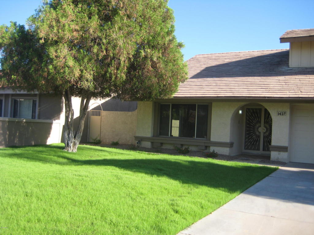1427 E Bayview Dr, Tempe, AZ 85283 photo 3