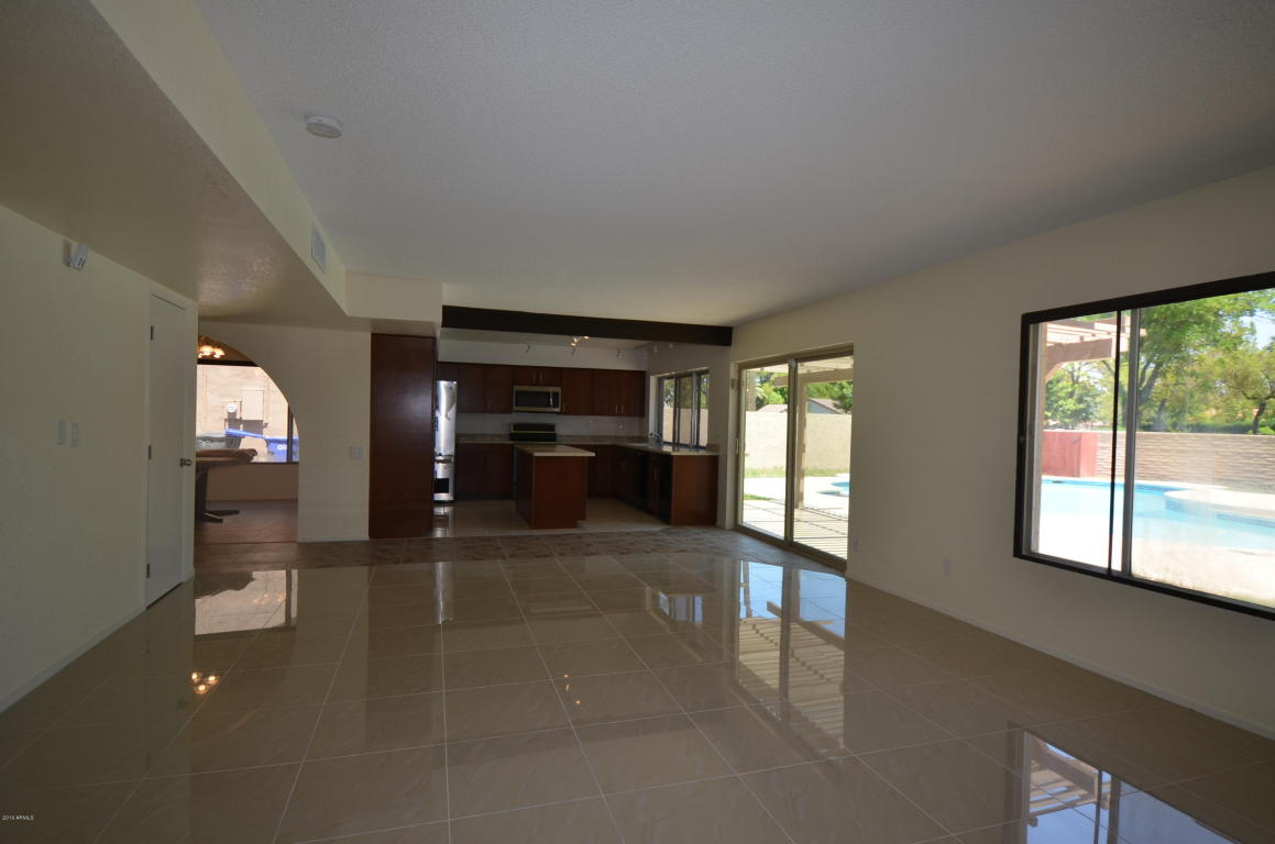 1427 E Bayview Dr, Tempe, AZ 85283 photo 12