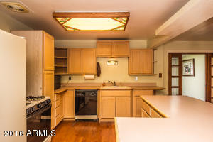 1922 E Whitton Ave, Phoenix, AZ 85016 photo 2