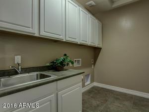 3895 E Strawberry Dr, Gilbert, AZ 85298 photo 23