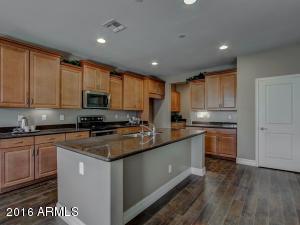 3895 E Strawberry Dr, Gilbert, AZ 85298 photo 9