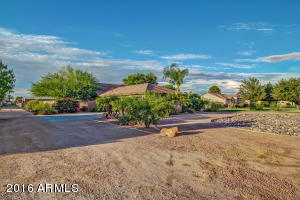 2668 E Claxton Rd, Gilbert, AZ 85297 photo 5