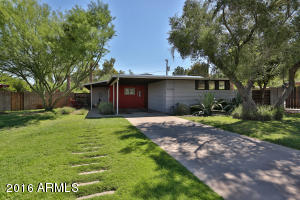 1330 E Avalon Dr, Phoenix, AZ 85014 photo 1
