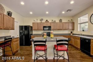 1819 E Parkside Ln, Phoenix, AZ 85024 photo 2