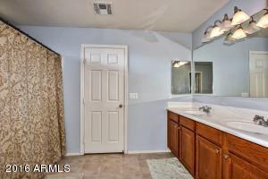 1819 E Parkside Ln, Phoenix, AZ 85024 photo 21