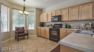 3705 E Temecula Way, Gilbert, AZ 85297 photo 9