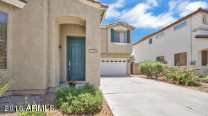 3705 E Temecula Way, Gilbert, AZ 85297 photo 4