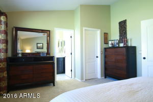 2442 E Appleby Rd, Gilbert, AZ 85298 photo 25