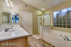 1058 S Roca St, Gilbert, AZ 85296 photo 25