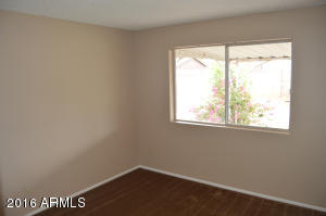 4355 E Lynne Ln, Phoenix, AZ 85042 photo 14