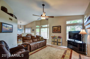 1228 N Cliffside Dr, Gilbert, AZ 85234 photo 9