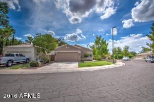 1228 N Cliffside Dr, Gilbert, AZ 85234 photo 5