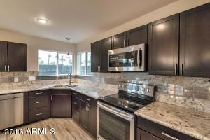 1326 E Monterosa Ave, Phoenix, AZ 85014 photo 8