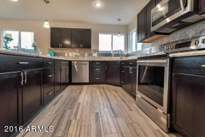 1326 E Monterosa Ave, Phoenix, AZ 85014 photo 9