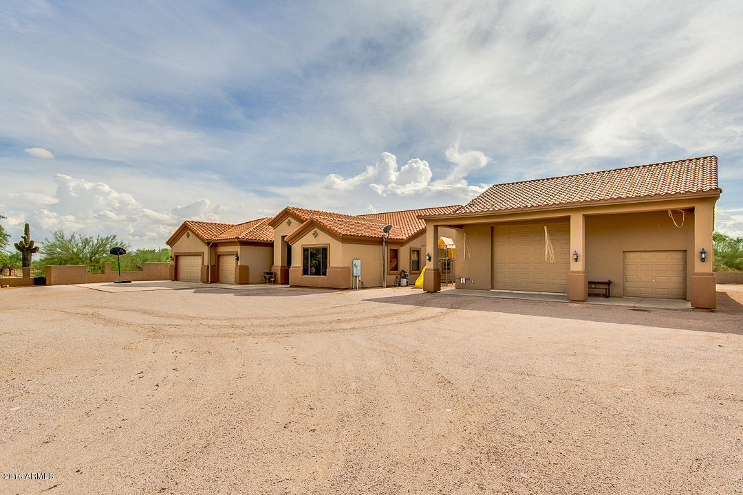 538 S Boyd Rd, Apache Junction, AZ 85119 photo 1