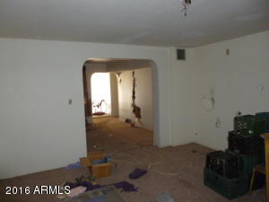 1 E Piedmont Rd, Phoenix, AZ 85042 photo 2