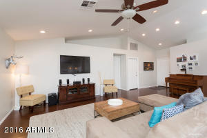2854 E Oakland Ct, Gilbert, AZ 85295 photo 6
