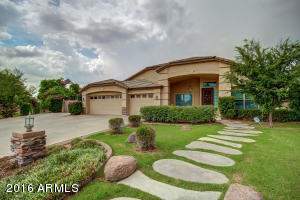 254 E Clifton Ave, Gilbert, AZ 85295 photo 1