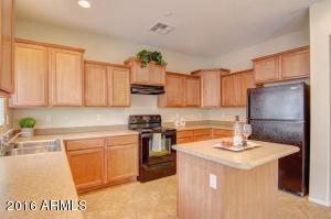 1422 E Hopkins Rd, Gilbert, AZ 85295 photo 5